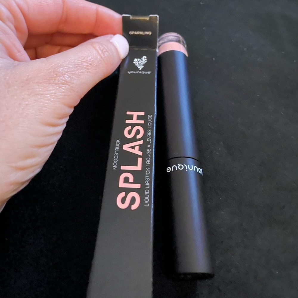 Younique lip splash